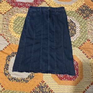 Long denim skirt with pockets